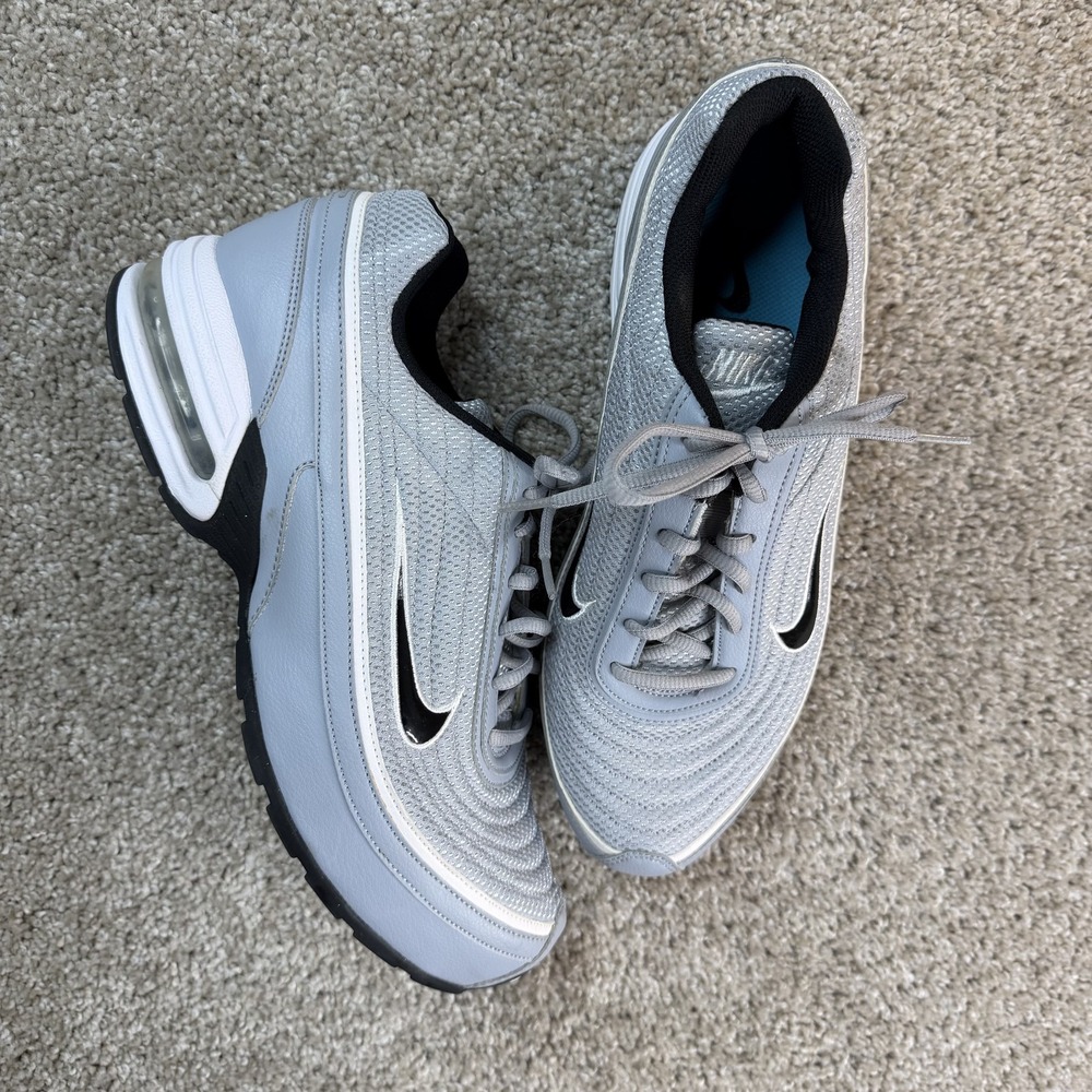 Nike Air Max Shoes Mens Size 11 Gray Mesh Running Athletic Sneakers 386415